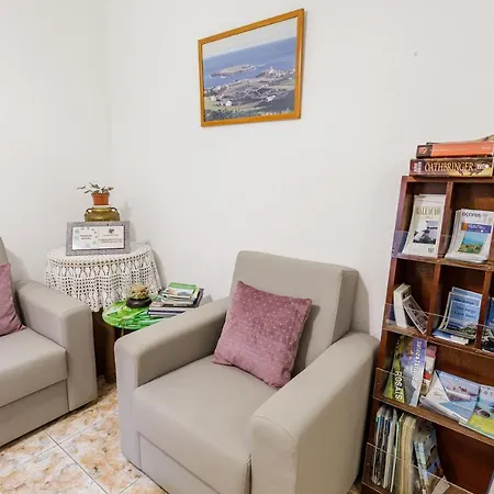 Bed & Breakfast Australia 2*