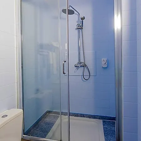 Australia 3*